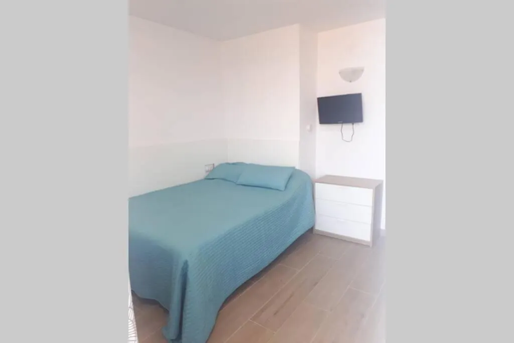 Modern Studio Near Beach. Sea, Pool And Wi-Fi Benalmadena 0*,  Spain