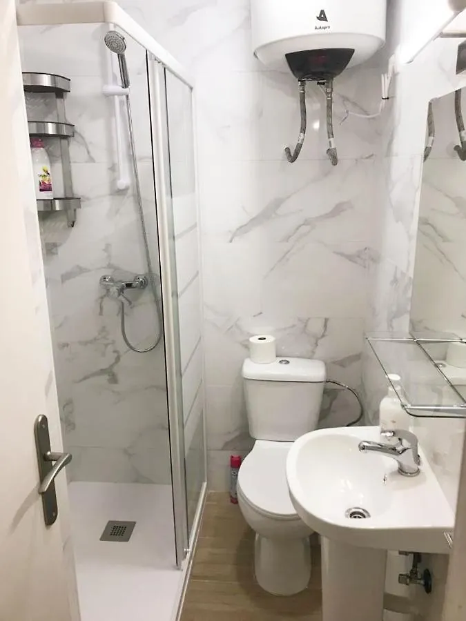 Apartment Modern Studio Near Beach. Sea, Pool And Wi-Fi Benalmadena Spain